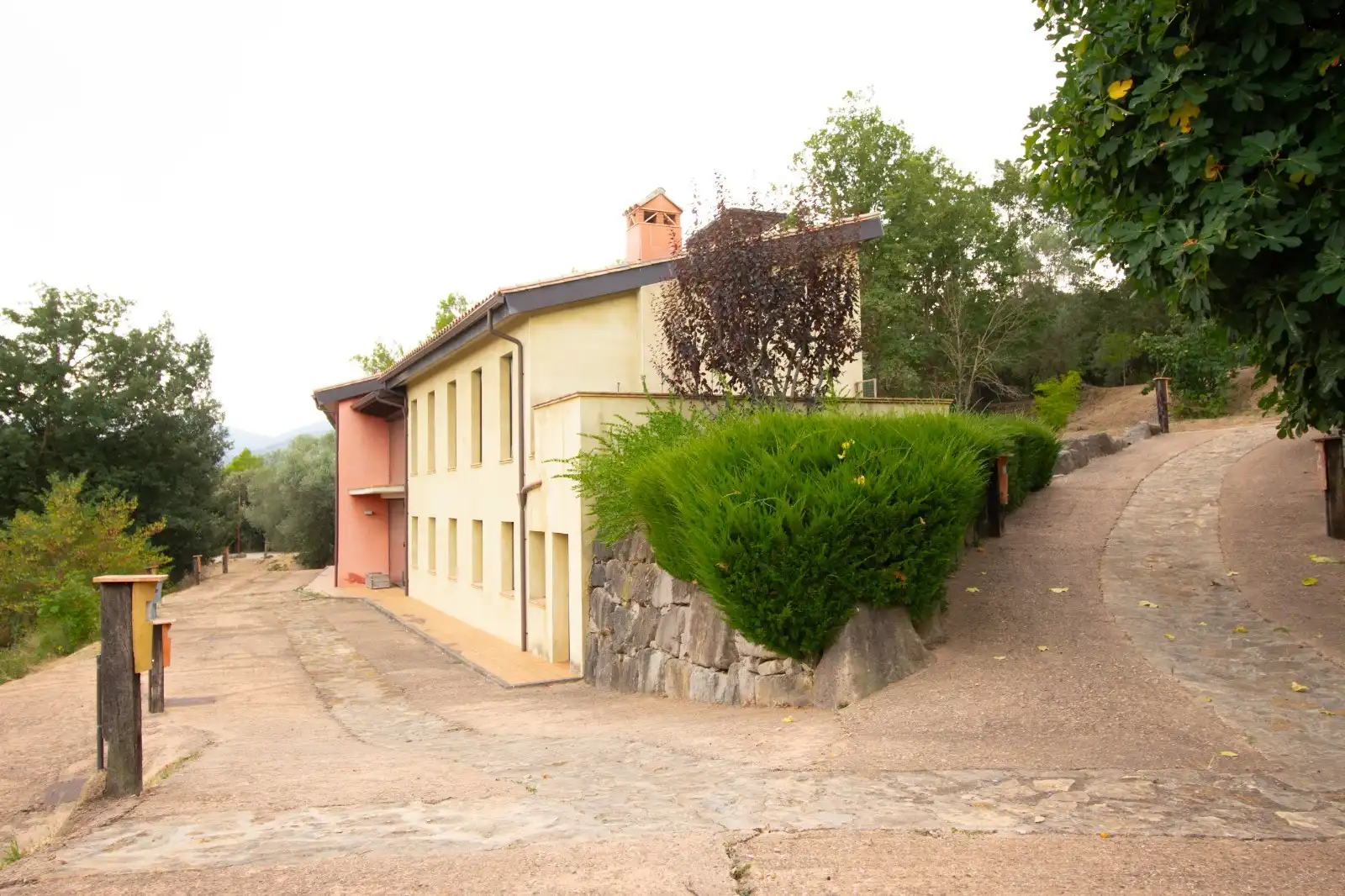 Vista exterior de Finca rústica en venda en Mieres (Girona) amb Jardí privat, Terrassa i Traster