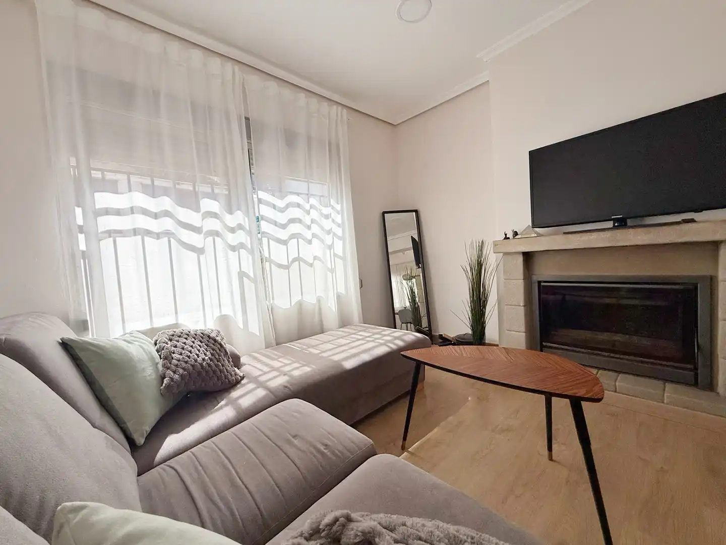 Sala d'estar de Casa o xalet de lloguer en Godelleta amb Calefacció, Jardí privat i Terrassa