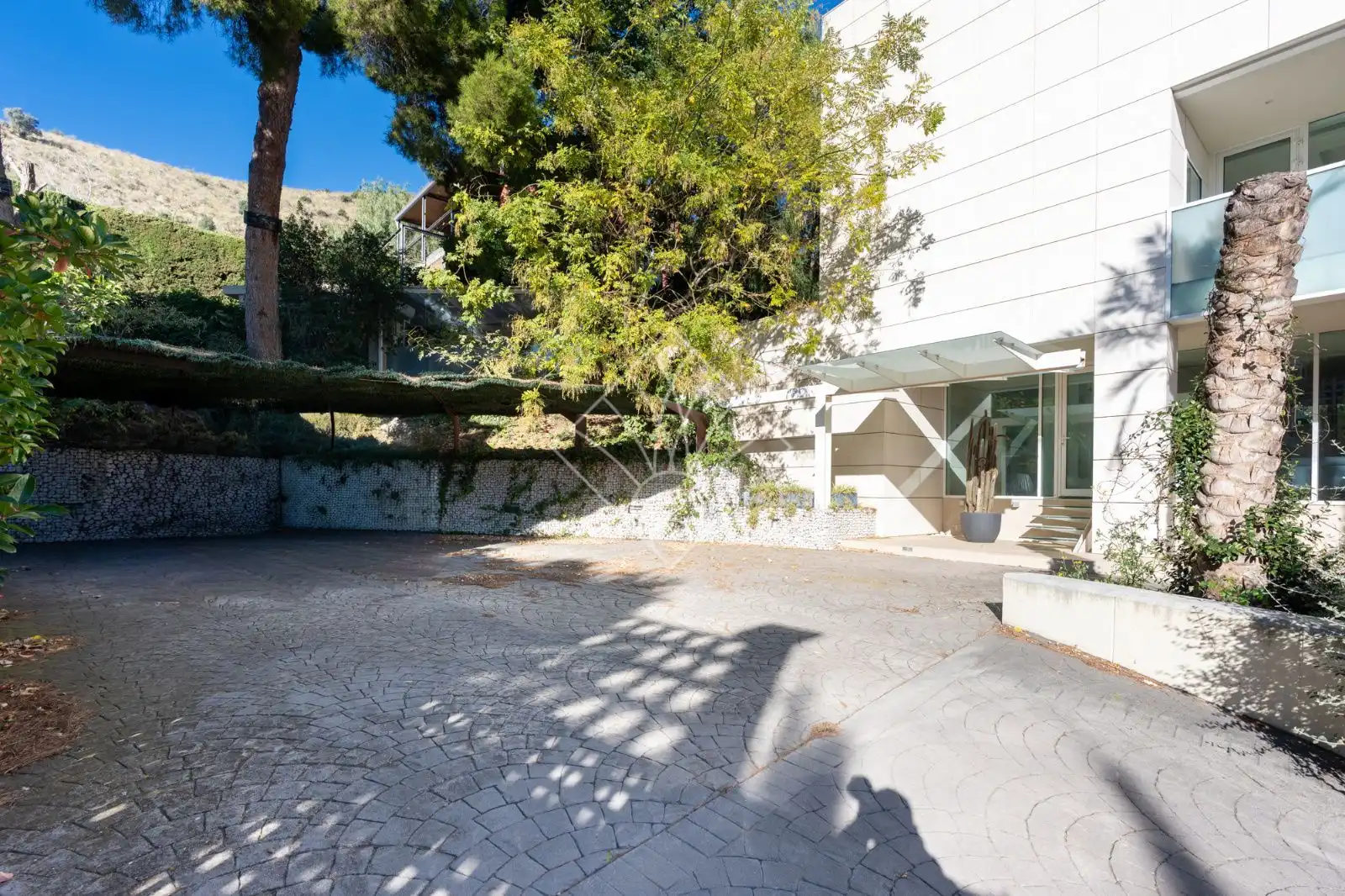 Exterior view of Houses for sale in Barcelona  with Air Conditioner, Heating and Terrace