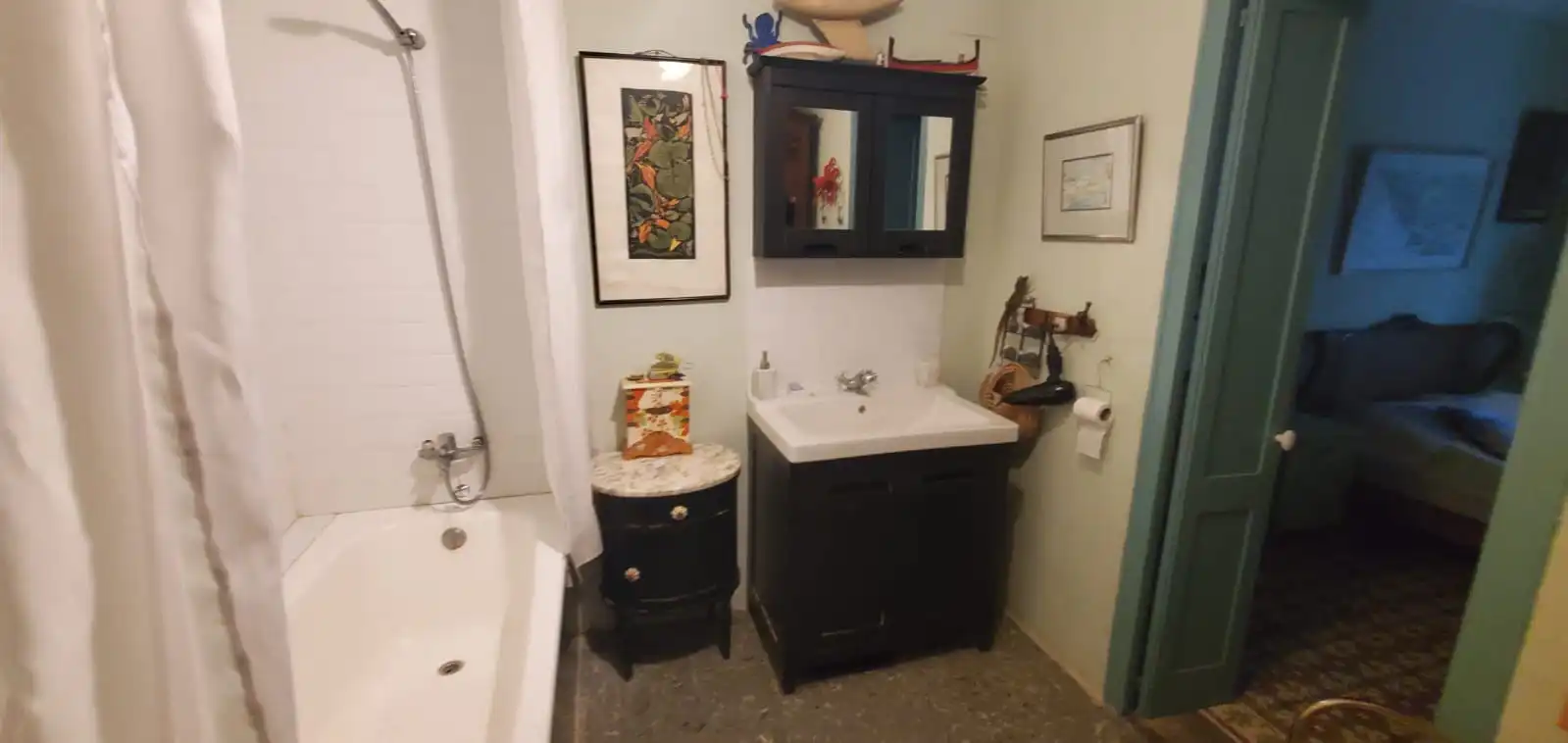 Badezimmer von Einfamilien-Reihenhaus zum Verkauf in L'Escala mit Heizung, Terrasse und Möbliert