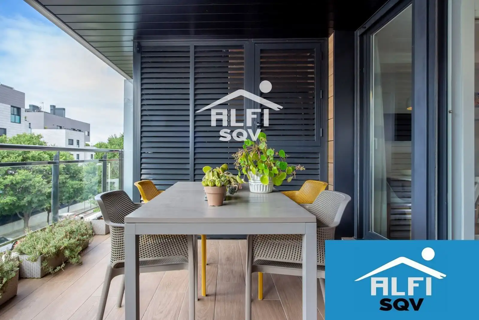 Balcony of Flat for sale in Sant Cugat del Vallès  with Air Conditioner, Heating and Terrace