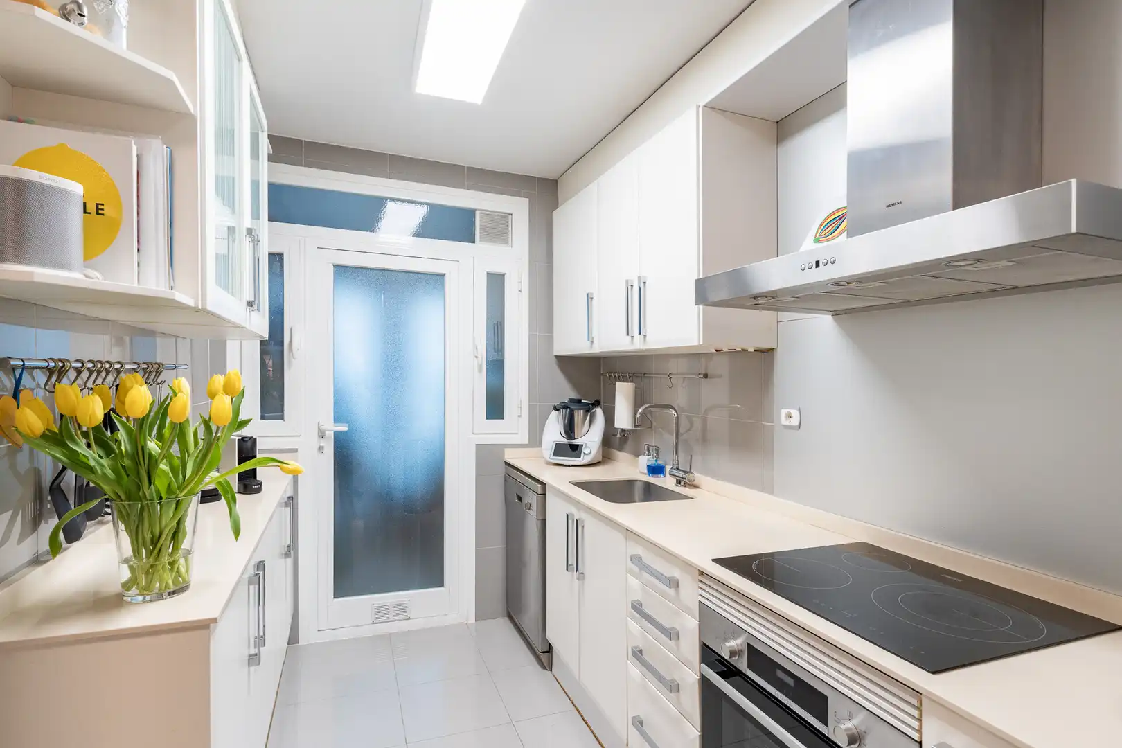 Cuina de Apartament en venda en  Palma de Mallorca amb Aire condicionat, Terrassa i Piscina comunitària