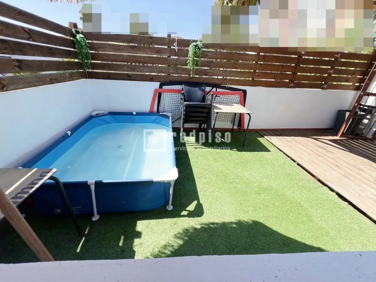 Schwimmbecken von Haus oder Chalet zum Verkauf in Málaga mit Klimaanlage und Terrasse