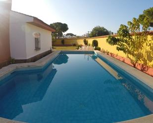 Piscina de Casa o xalet en venda en El Puerto de Santa María amb Aire condicionat, Calefacció i Jardí privat