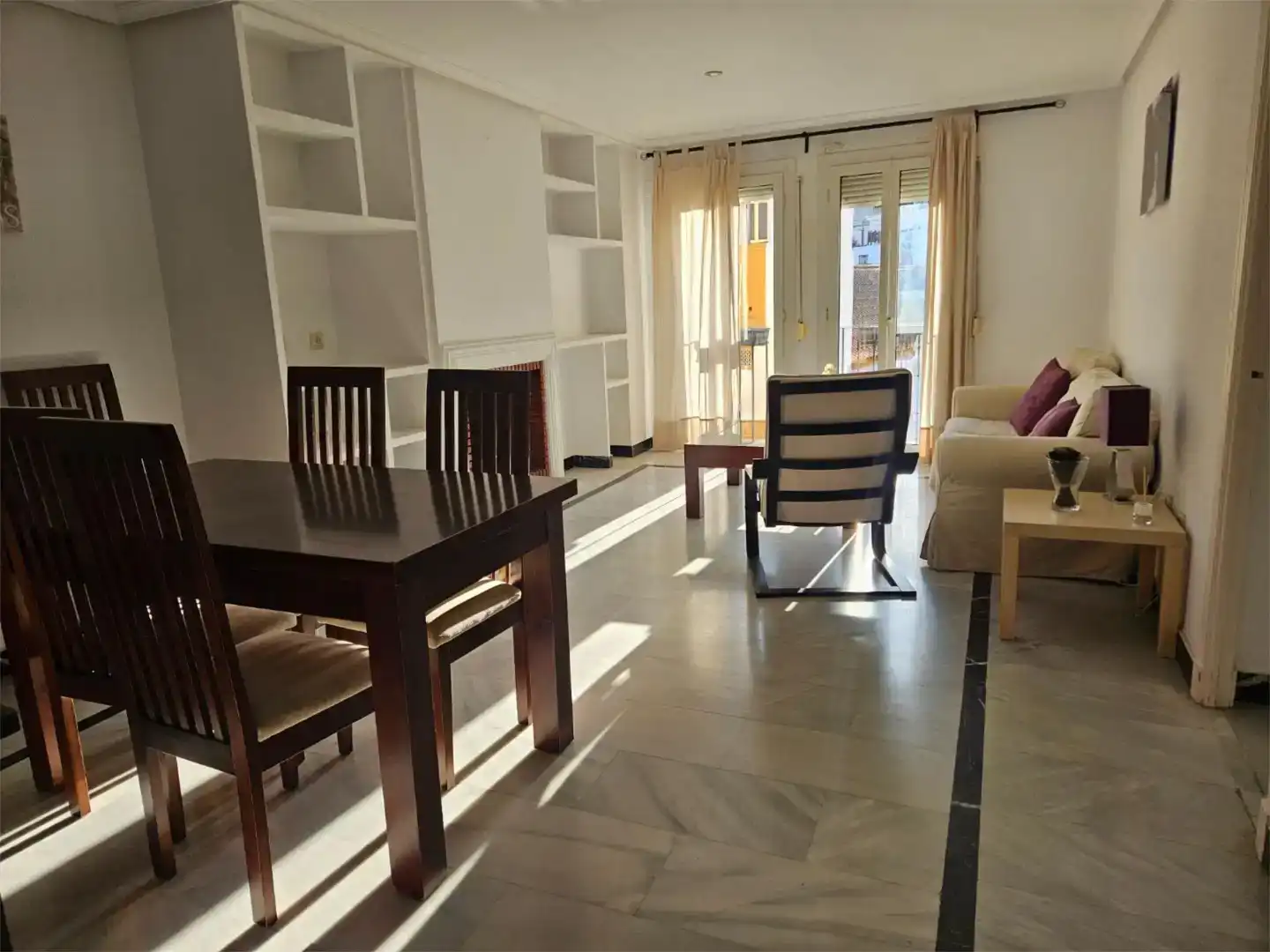 Sala d'estar de Pis en venda en San Juan de Aznalfarache amb Aire condicionat i Piscina