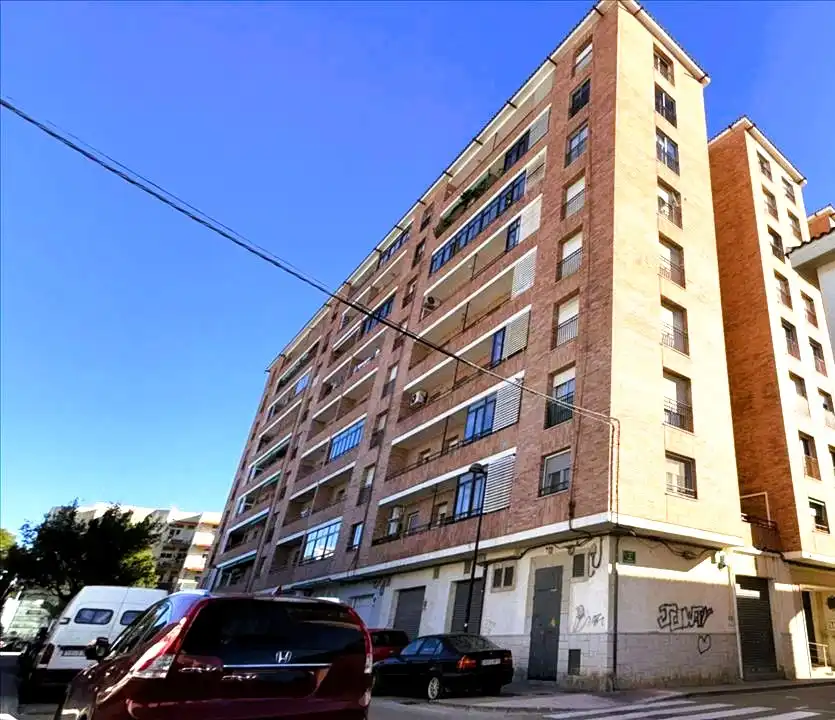 Vista exterior de Pis en venda en Vinaròs amb Balcó i Alarma