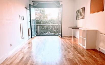 Living room of Flat to rent in  Madrid Capital  with Air Conditioner, Heating and Terrace