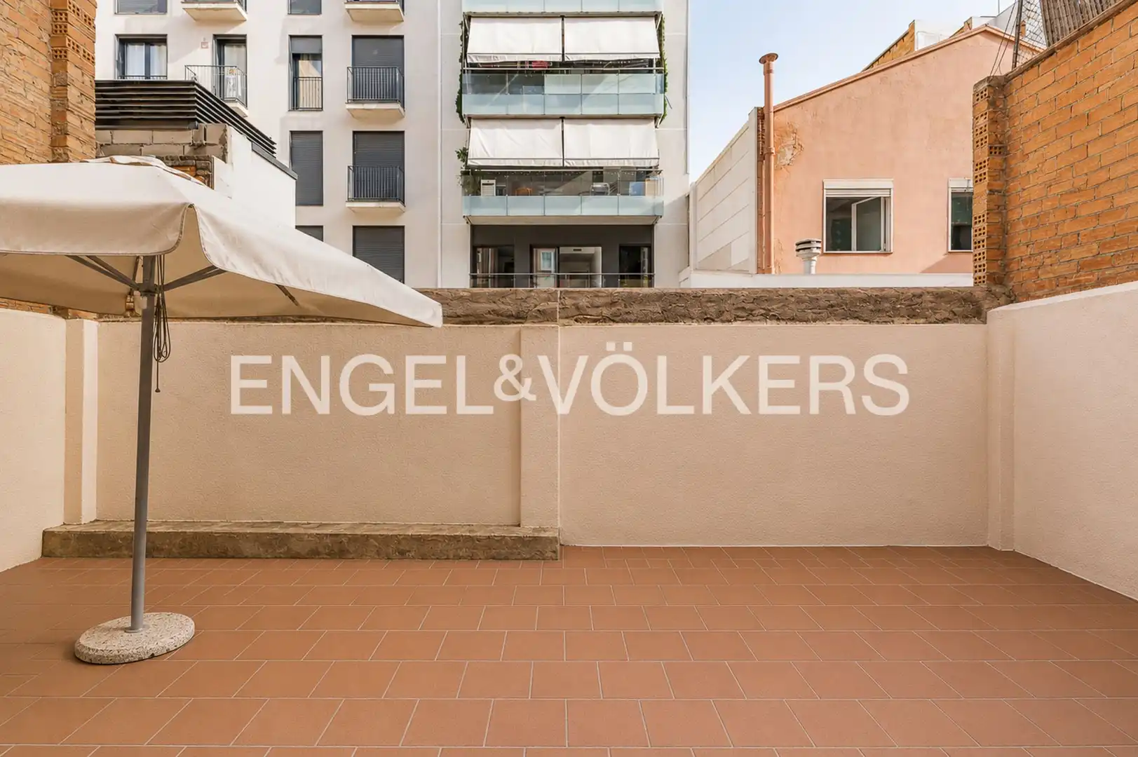 Terrace of Ground floor for sale in Barcelona  with Heating, Parquet flooring and Terrace