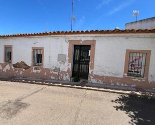 Vista exterior de Casa o xalet en venda en La Albuera