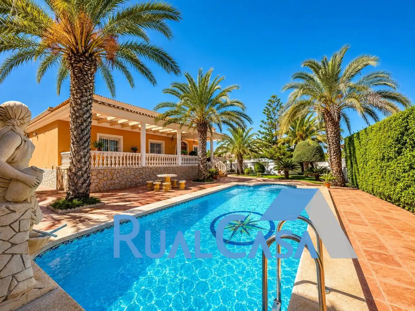 Vista exterior de Casa o xalet en venda en Mutxamel amb Calefacció i Piscina comunitària