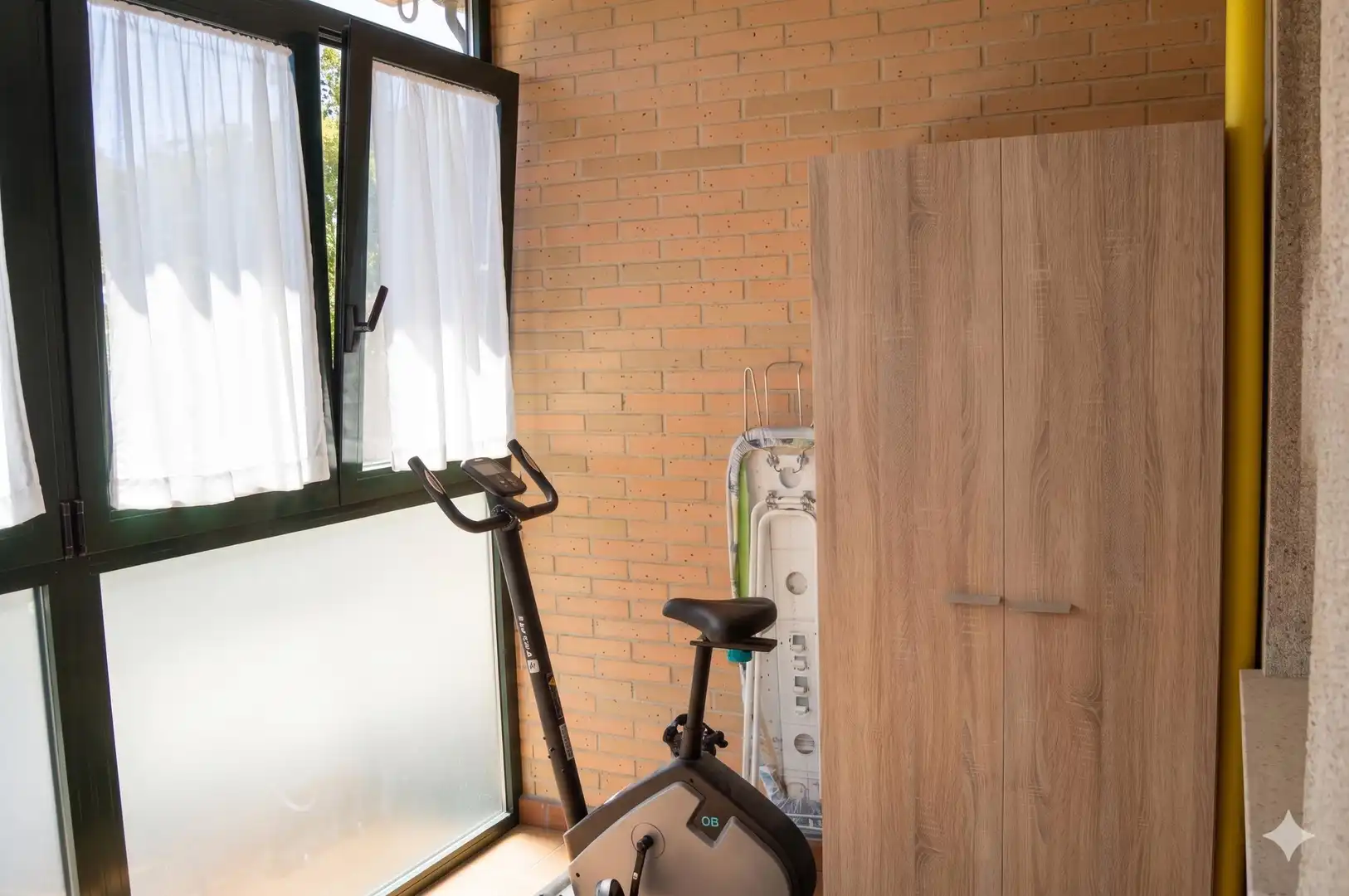Dormitori de Casa adosada en venda en Cáceres amb Aire condicionat, Calefacció i Terrassa
