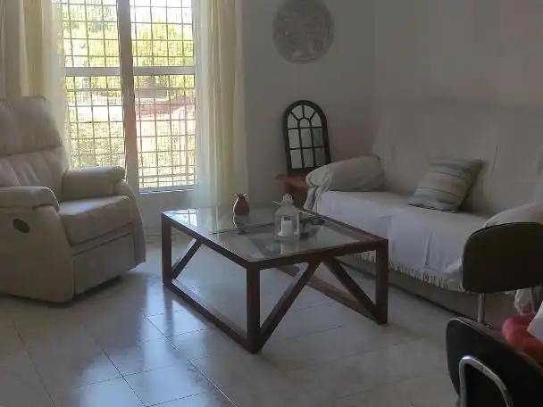 Wohnzimmer von Wohnung zur Miete in Plasencia mit Klimaanlage, Terrasse und Balkon