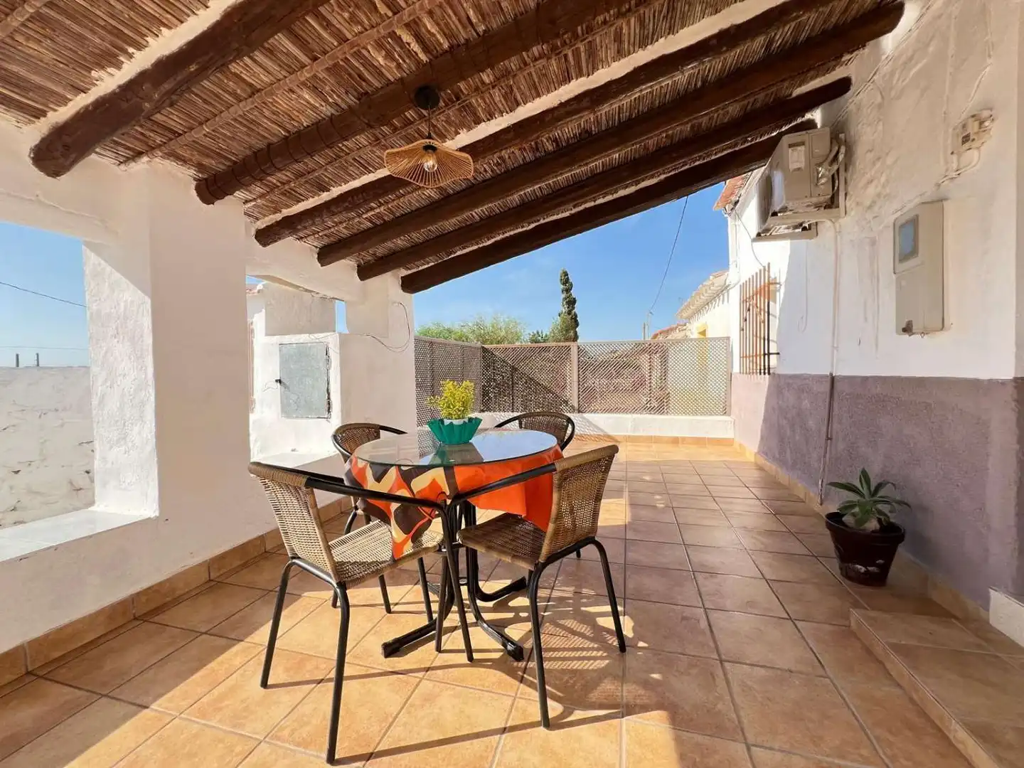 Außenansicht von Country house zum Verkauf in Cuevas del Almanzora mit Klimaanlage, Heizung und Terrasse