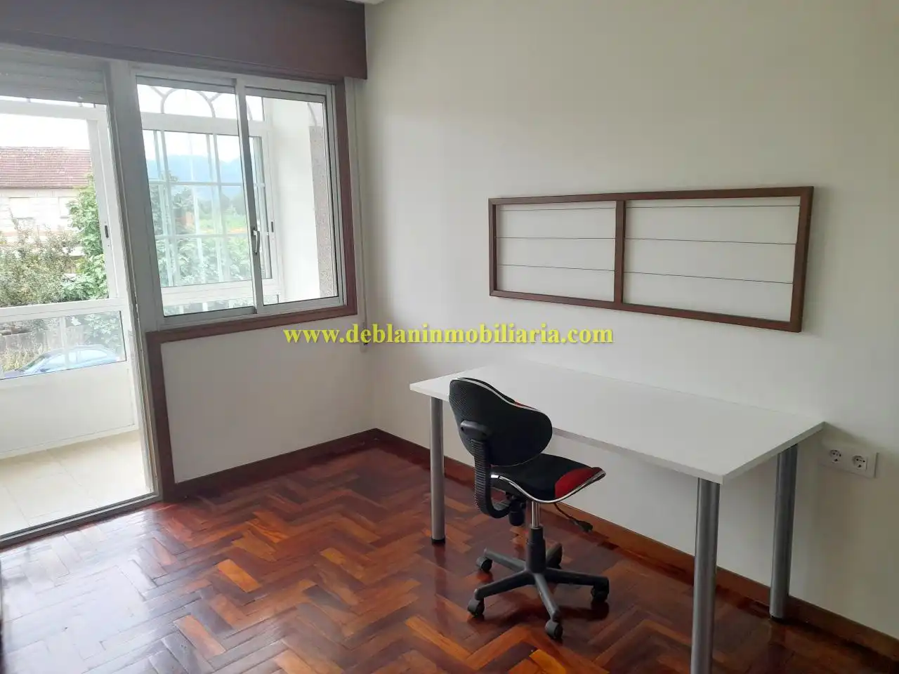 Wohnung zur Miete in O Porriño   mit Terrasse und Balkon