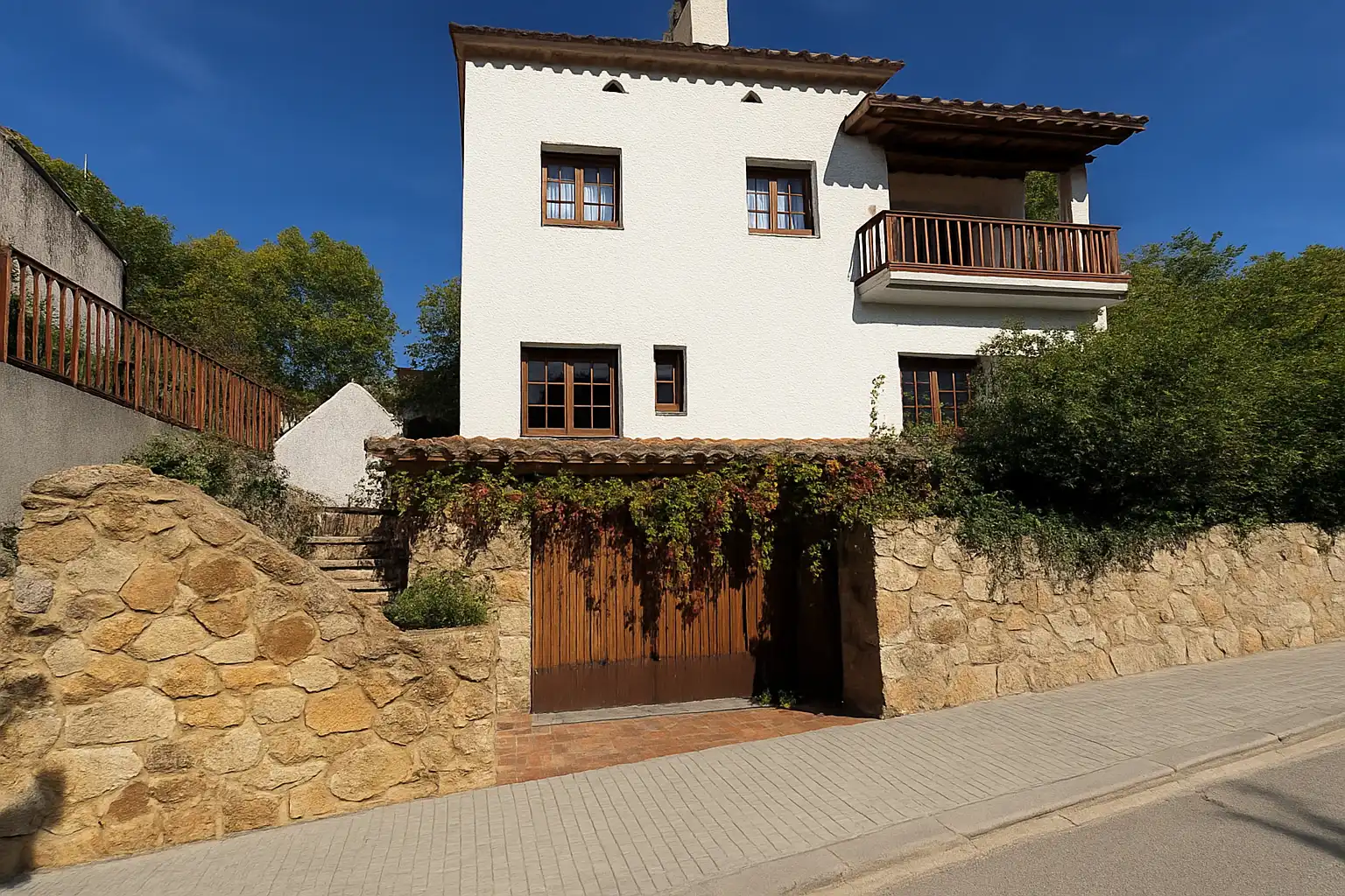 Casa con jardín en venta en Vallgorguina, imagen 2