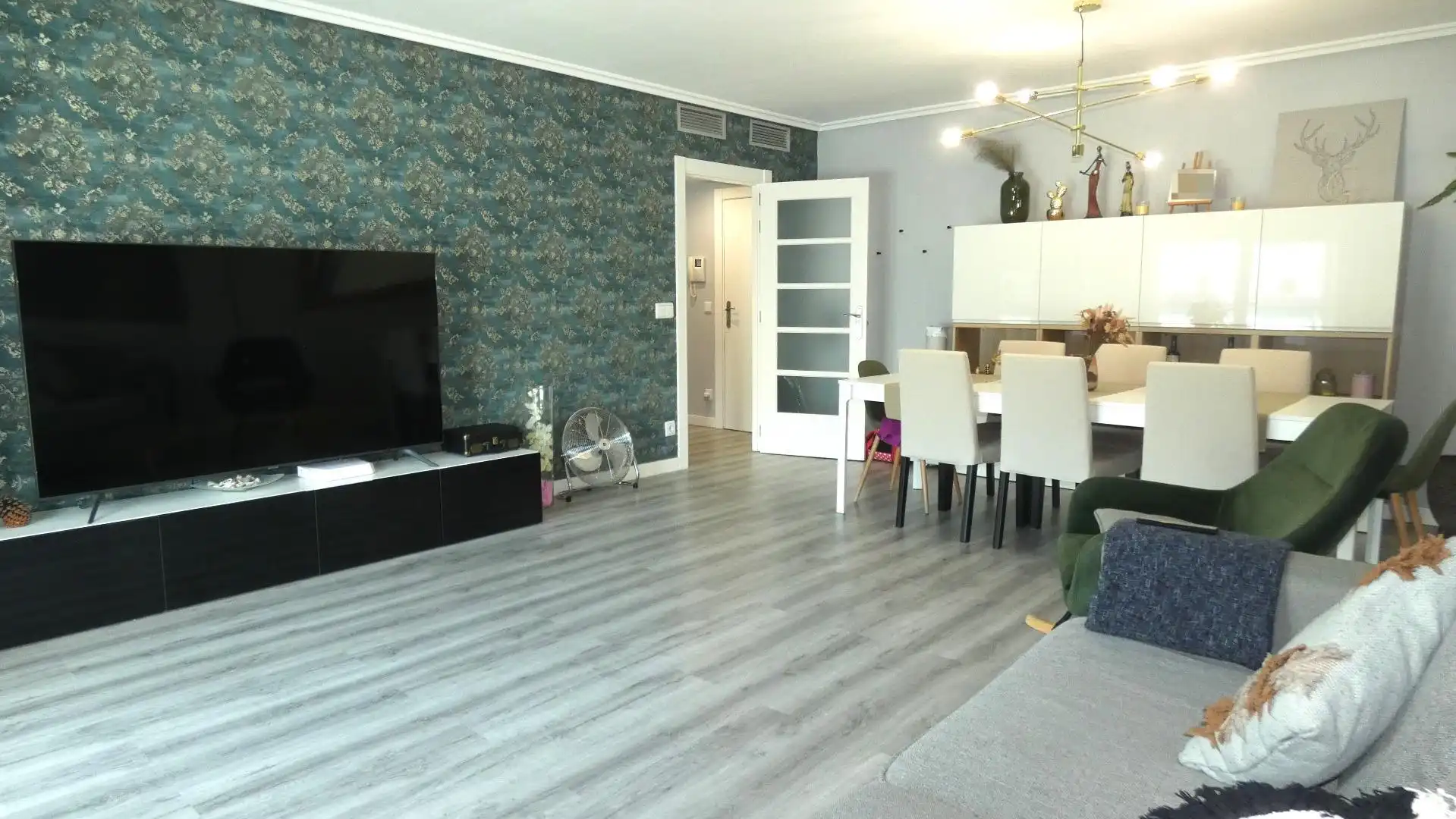Sala d'estar de Pis en venda en Utebo amb Calefacció, Parquet i Terrassa
