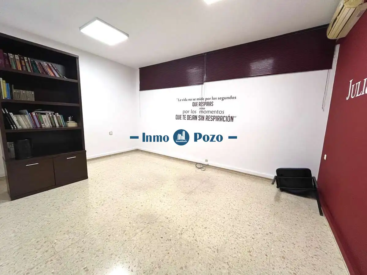 Local comercial en venda a Almendralejo, imagen 6