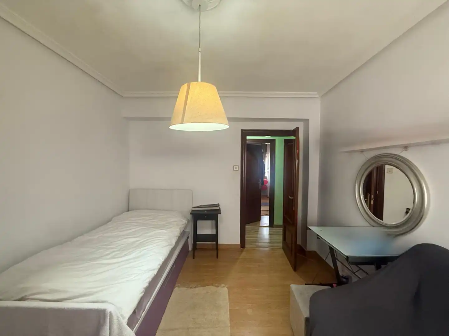 Bedroom of Flat for sale in Avilés  with Heating, Private garden and Parquet flooring