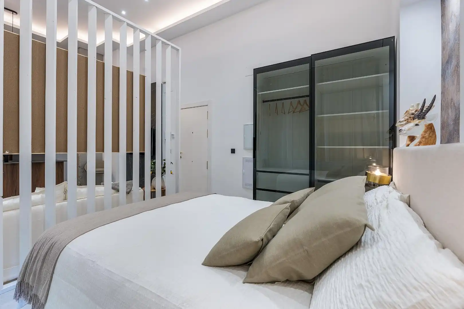 Dormitori de Estudi en venda en Granada amb Aire condicionat, Jardí privat i Moblat