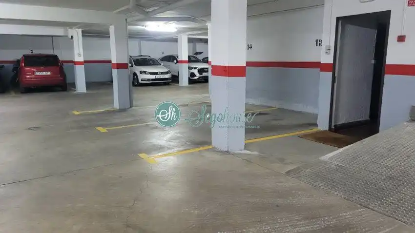 Parking of Flat for rent in Segovia  with Heating, Parquet flooring and Terrace