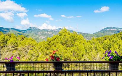 Vista exterior de Casa o xalet en venda en Puigpunyent amb Aire condicionat, Calefacció i Jardí privat