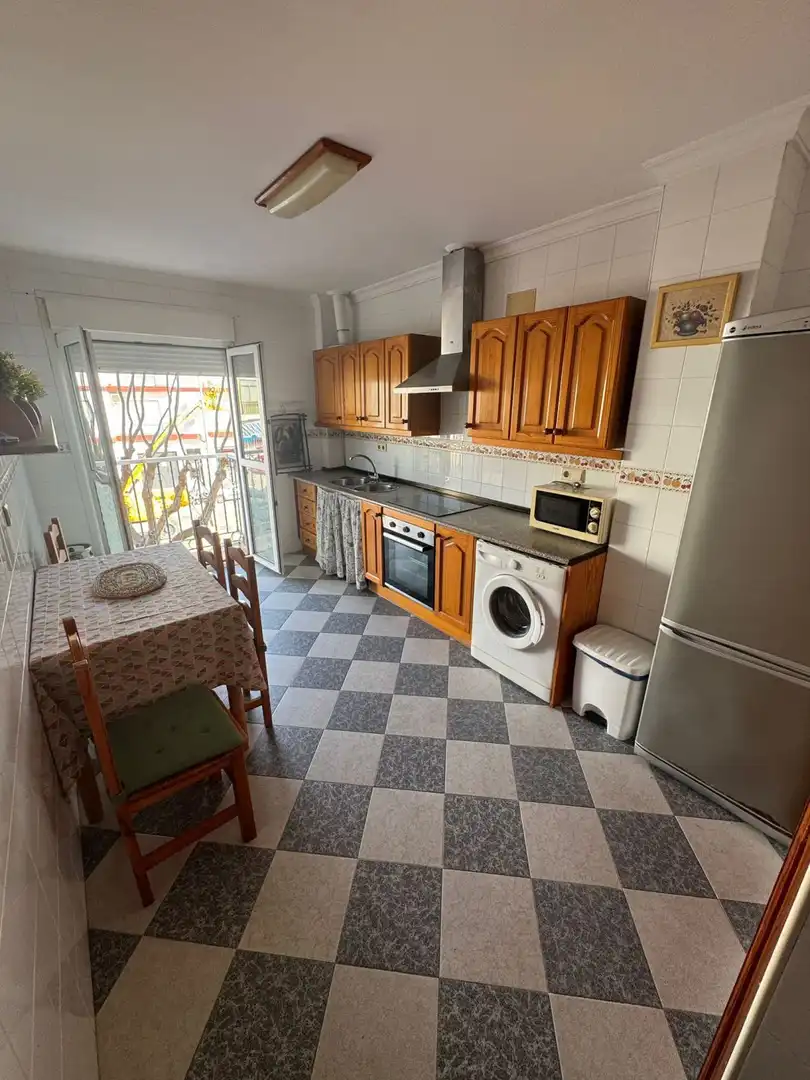 Flat with terrace for sale in Conil, imagen 2