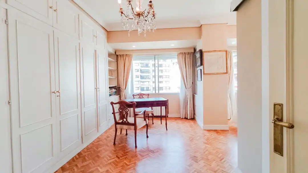 Comedor de Piso en venta en Donostia - San Sebastián  con Calefacción, Balcón y Alarma