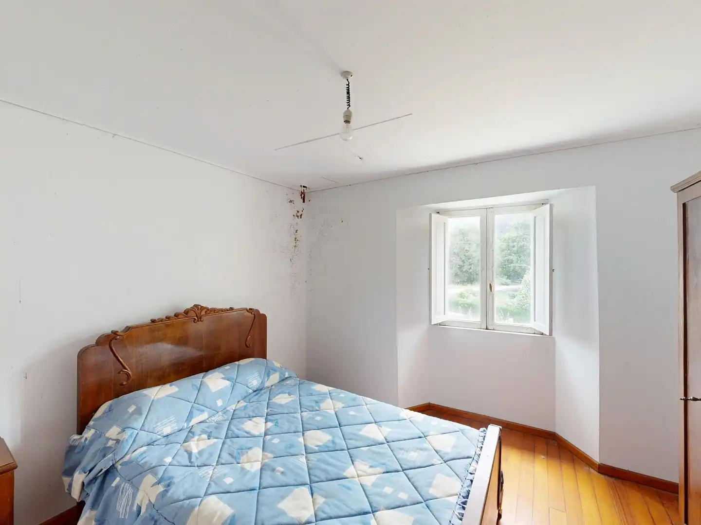Dormitori de Casa o xalet en venda en Lourenzá