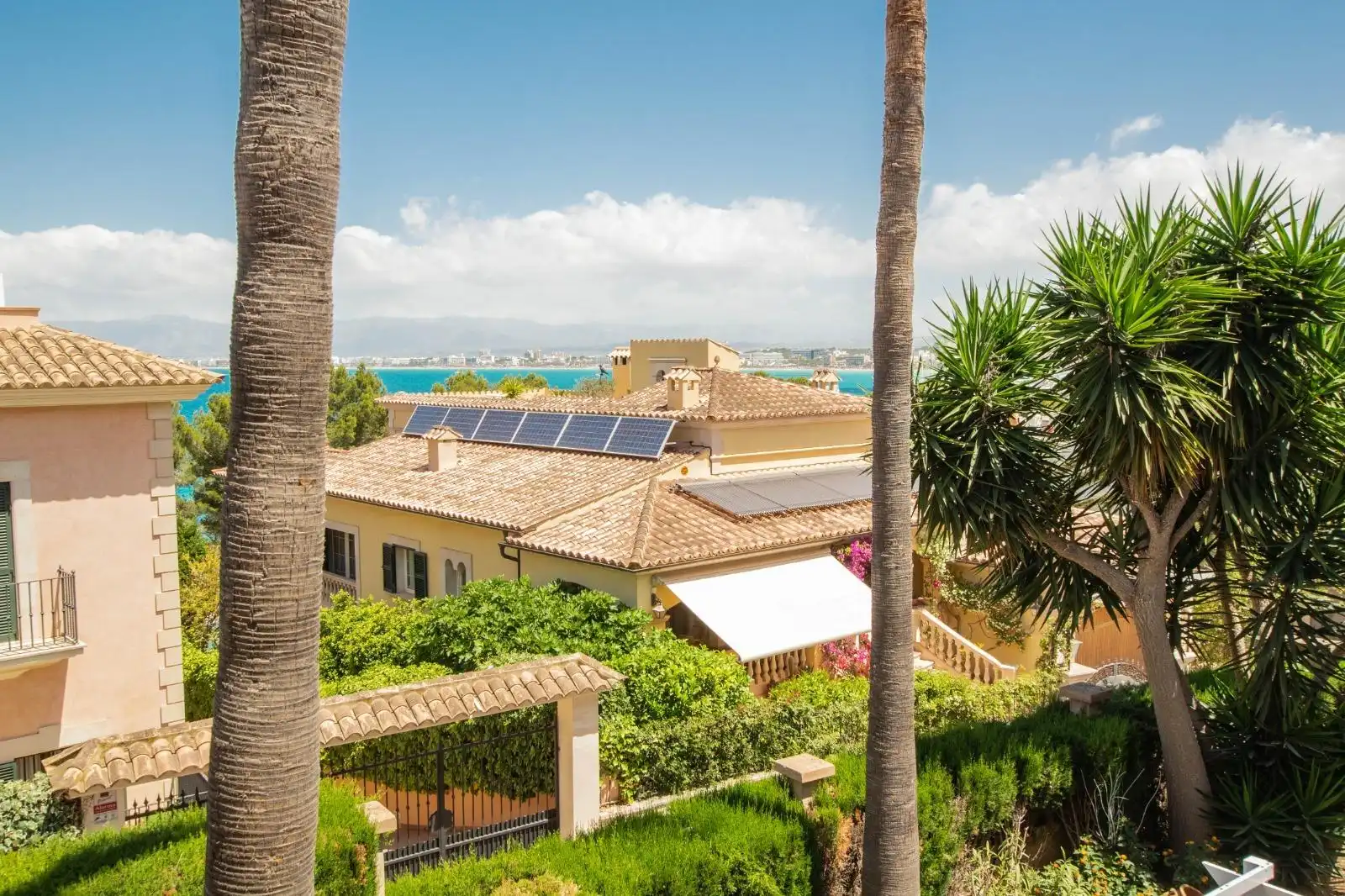 Exterior view of Attic for sale in Llucmajor  with Air Conditioner, Heating and Private garden