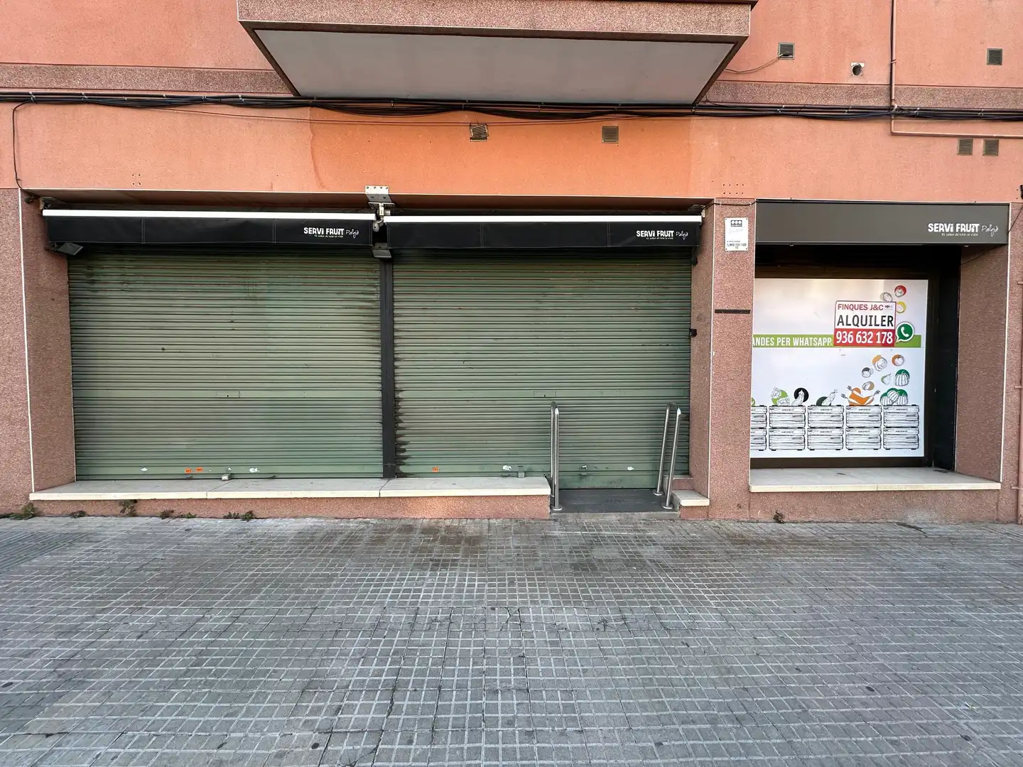 Geschaftsraum zur Miete in Pallejà mit Terrasse