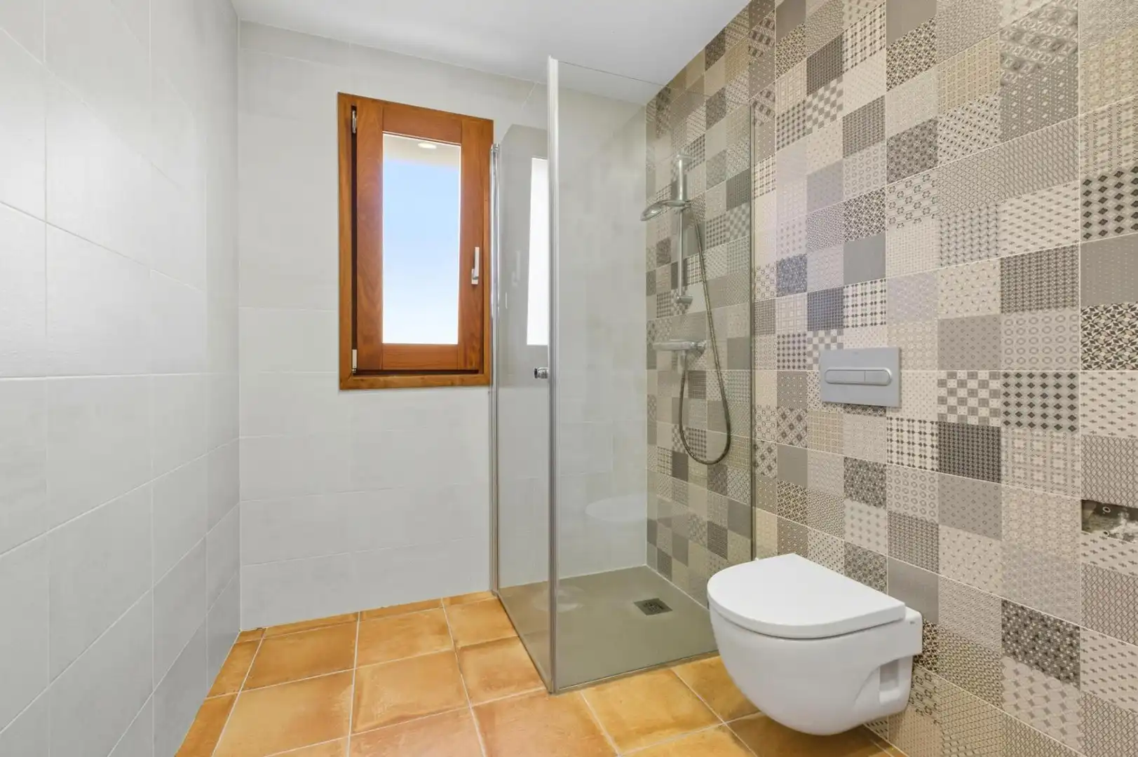 Bathroom of Country homes for sale in Garrigàs  with Private garden, Terrace and Swimming Pool