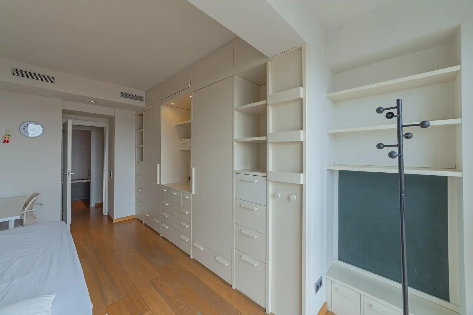 Habitación de Piso en venta en Barcelona con Aire acondicionado, Calefacción y Parquet