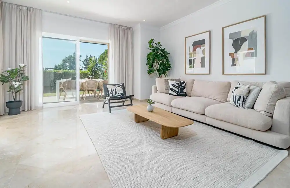 Living room of Ground floor for rent in Marbella  with Air Conditioner, Private garden and Terrace