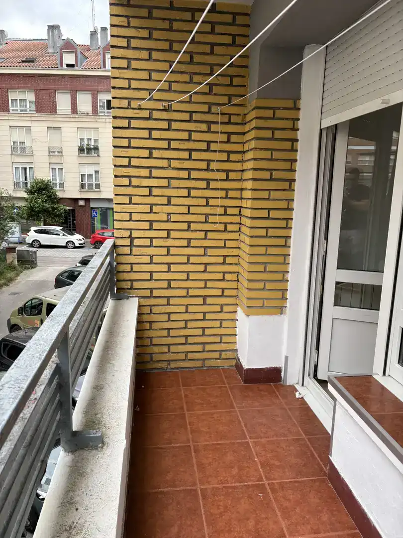 Terrassa de Pis en venda en Torrelavega  amb Balcó