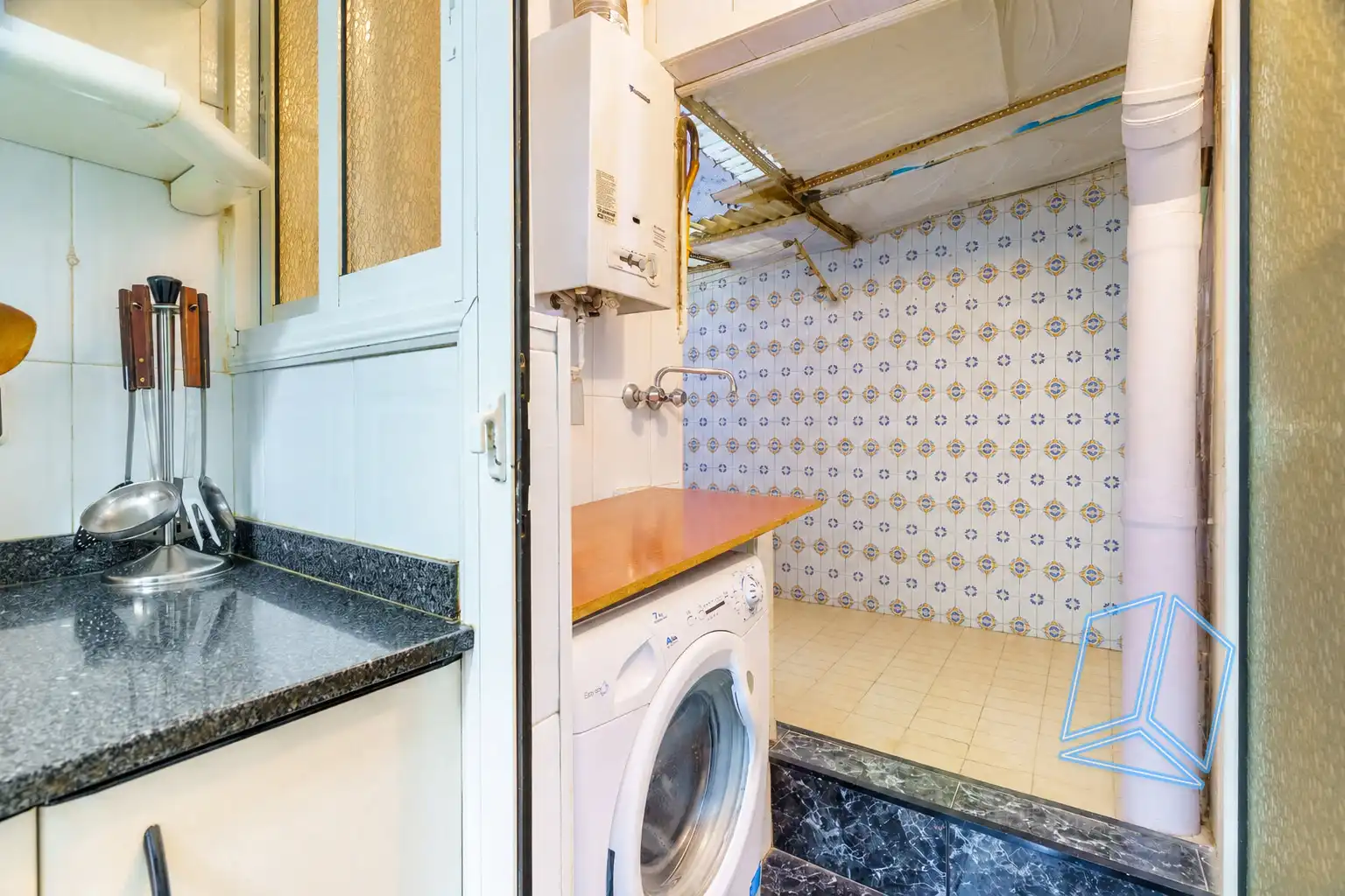 Cocina de Piso en venta en Barcelona con Balcón