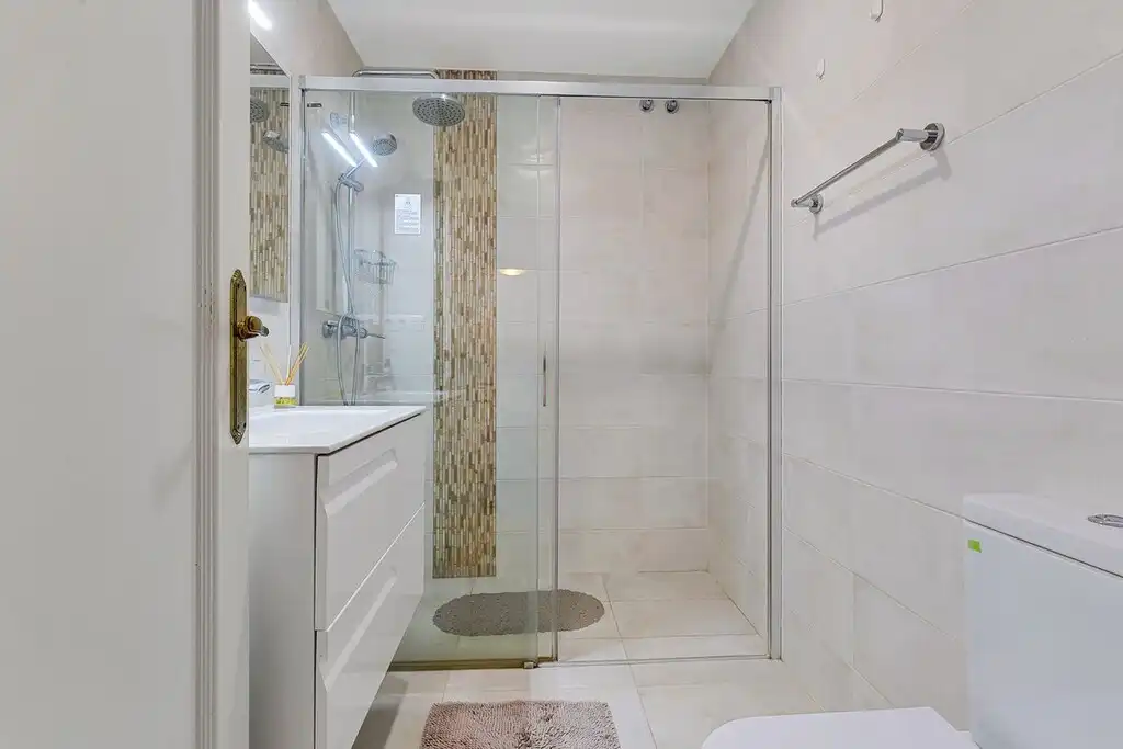 Apartamento con ascensor en venta en Playa de los Boliches, imagen 14