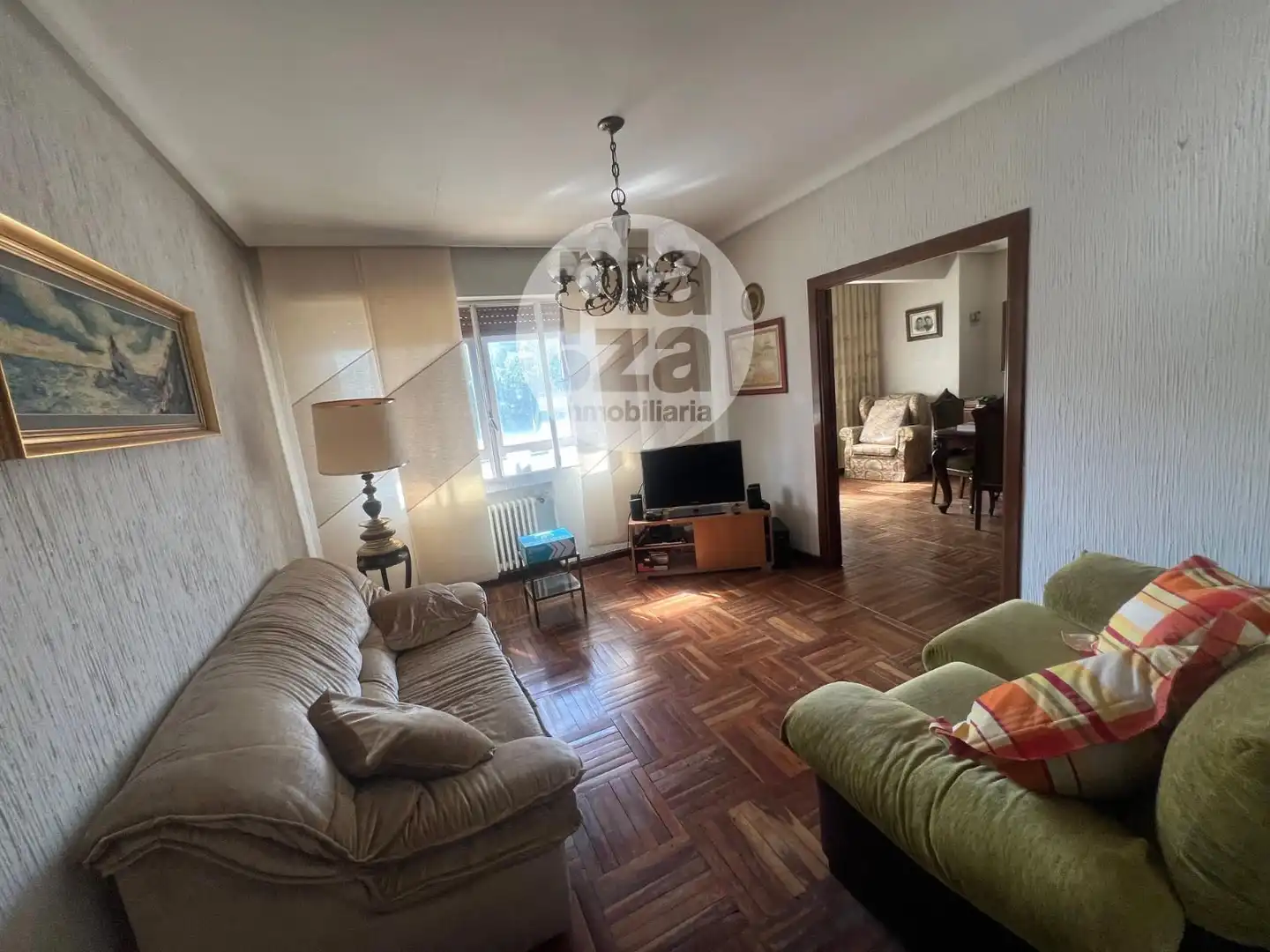 Sala de estar de Piso en venta en Burgos con Terraza y Trastero