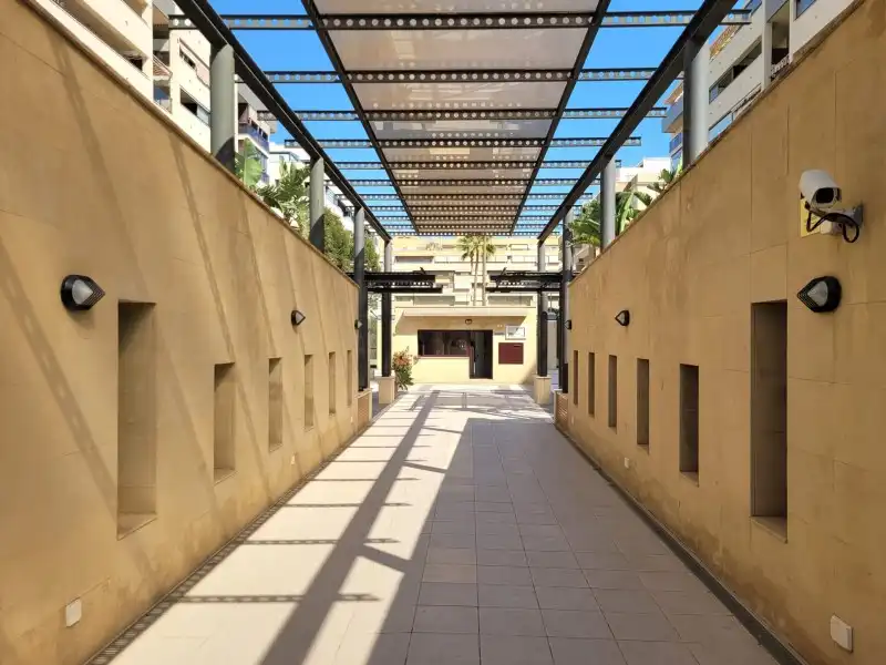 Piso en venta en Calle la Unión Mercantil, 31, Martín Carpena - Torre del Río