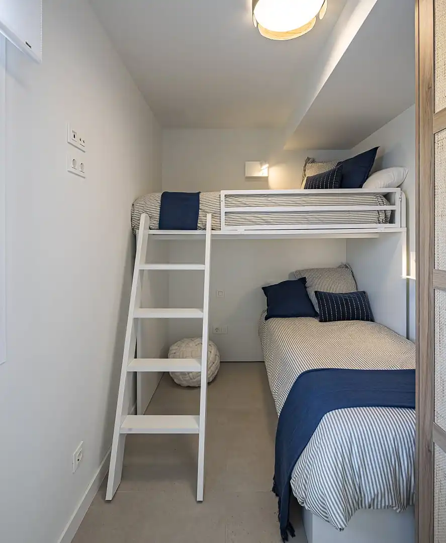 Habitación de Apartamento en venta en Pilar de la Horadada con Aire acondicionado, Jardín privado y Terraza