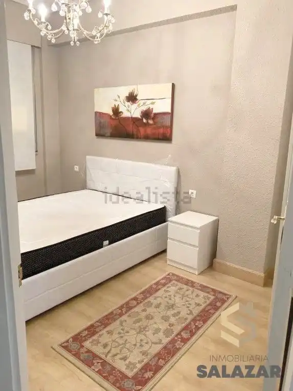Bedroom of Flat for rent in Bilbao   with Heating and Balcony