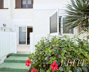 Vista exterior de Apartament en venda en Mogán amb Jardí privat, Terrassa i Piscina comunitària