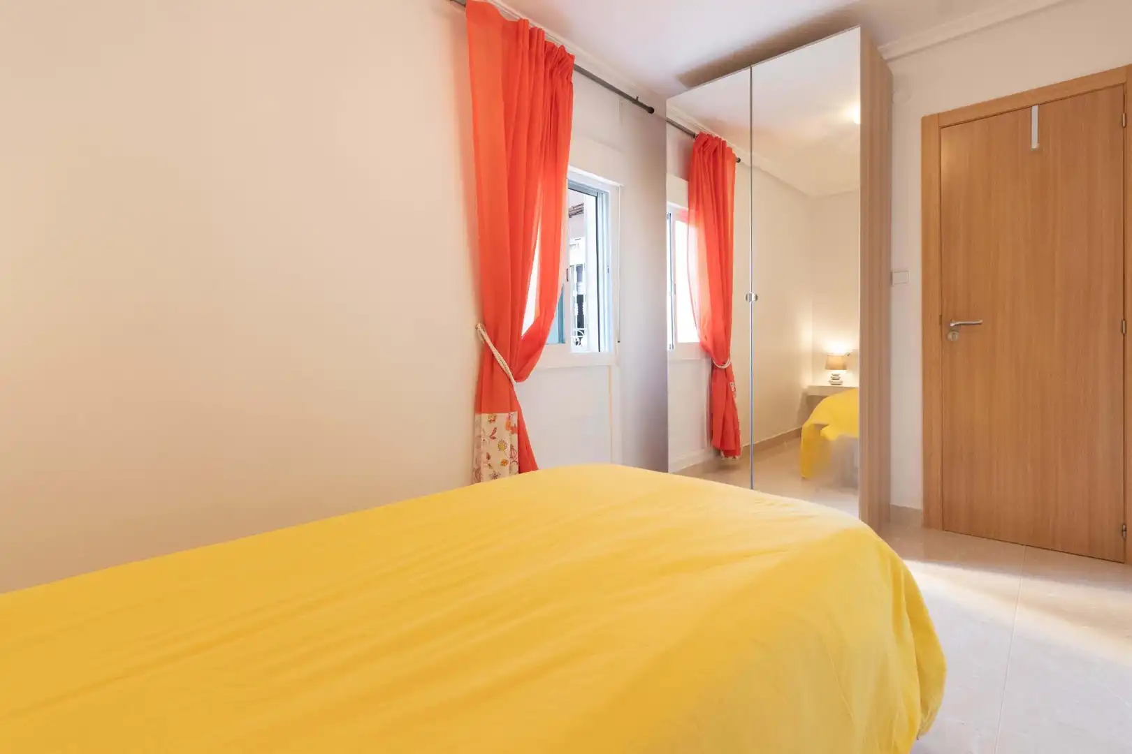 Room in Calle BARONIA DE POLOP, Virgen del Remedio - Parque Lo Morant