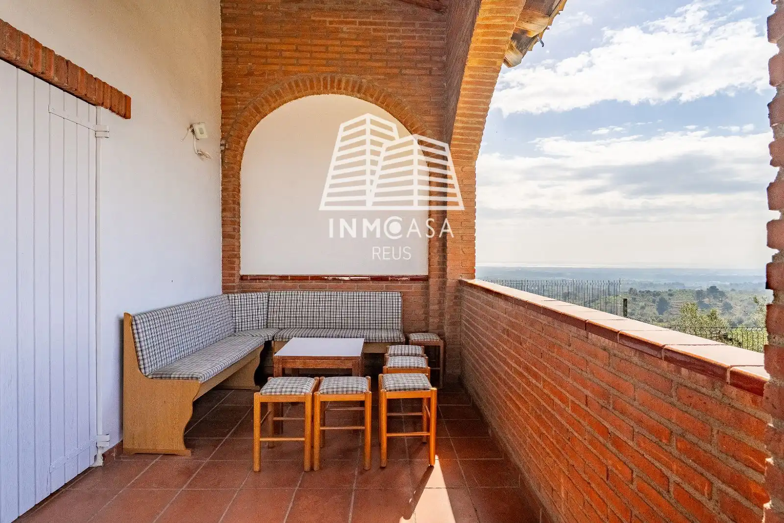 House with pool for sale in Montclar de