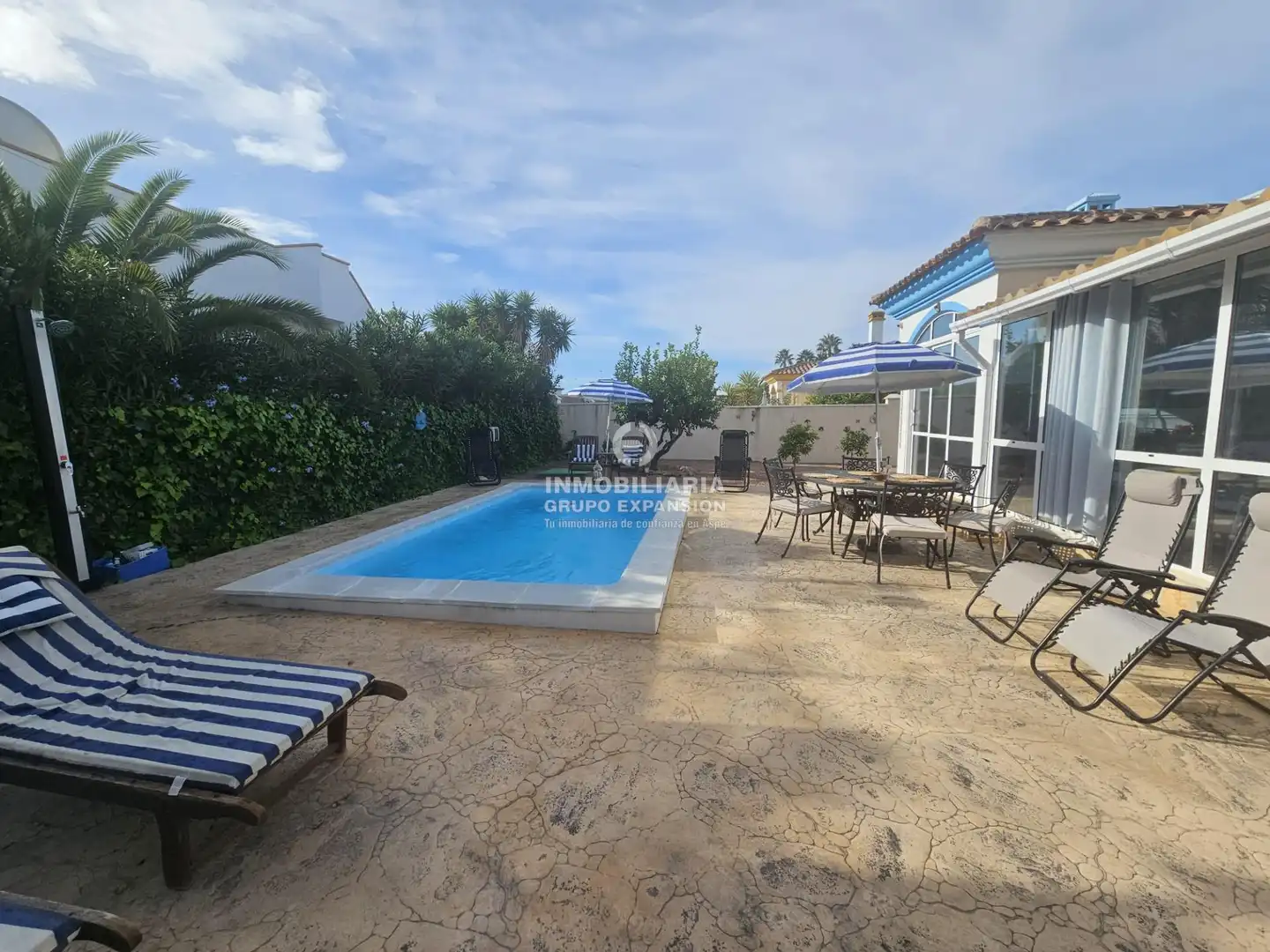 Piscina de Casa o chalet en venta en Hondón de las Nieves / El Fondó de les Neus con Aire acondicionado, Calefacción y Jardín privado
