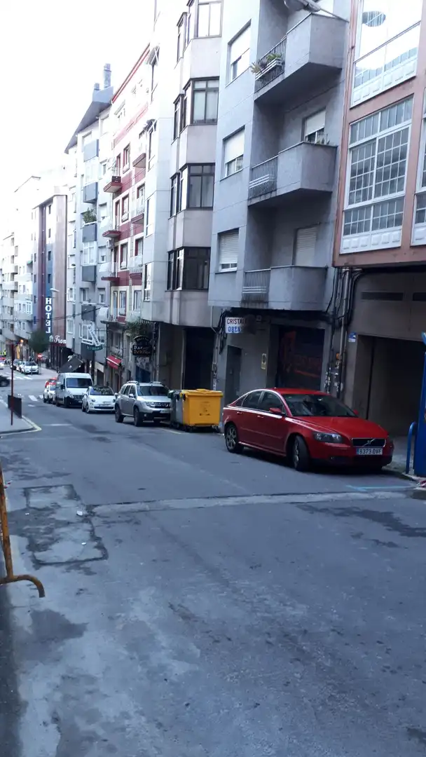 Local comercial en venda a Avenida de Buenos Aires 24, imagen 3