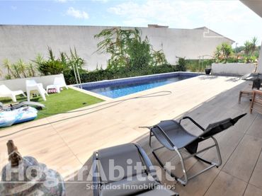 Villa avec piscine à vendre à Calle Proyecto 4