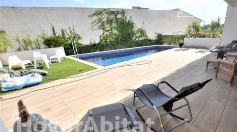 CHALET ESPECTACULAR! CON TERRAZA, PISCINA Y GARAJE, CERCA DEL CENTRO