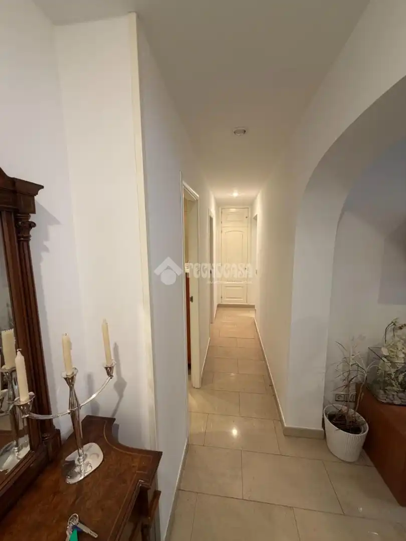 Flat for sale in Madrid  with Air Conditioner and Heating