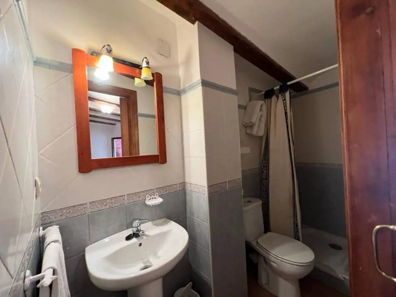 Bathroom of Houses for sale in Penàguila  with Air Conditioner, Heating and Terrace