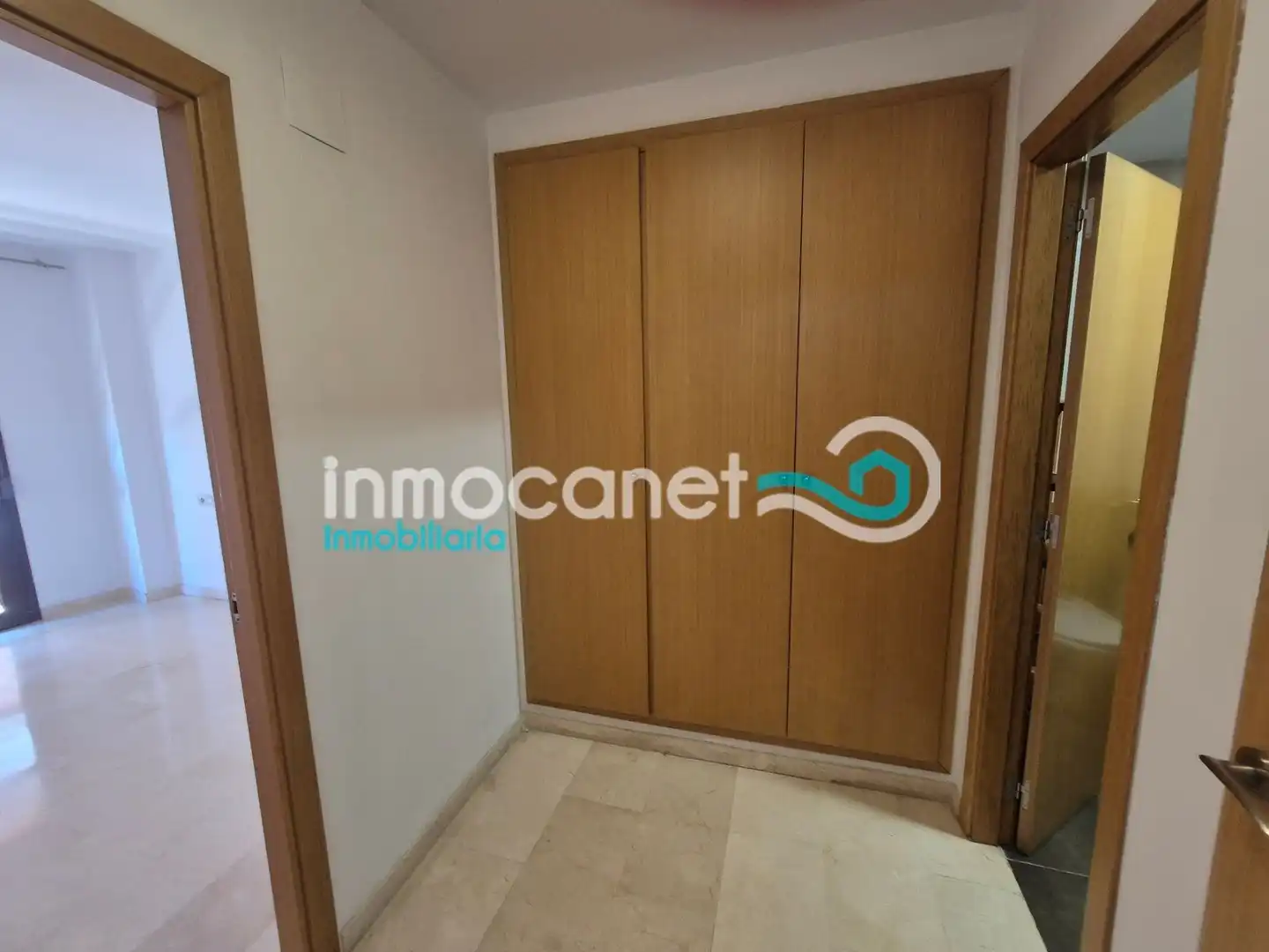 Bedroom of Apartments for sale in Oliva  with Storage room and Balcony